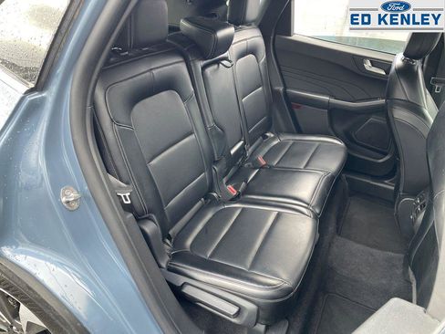 Used 2024 Ford Escape Platinum image 30