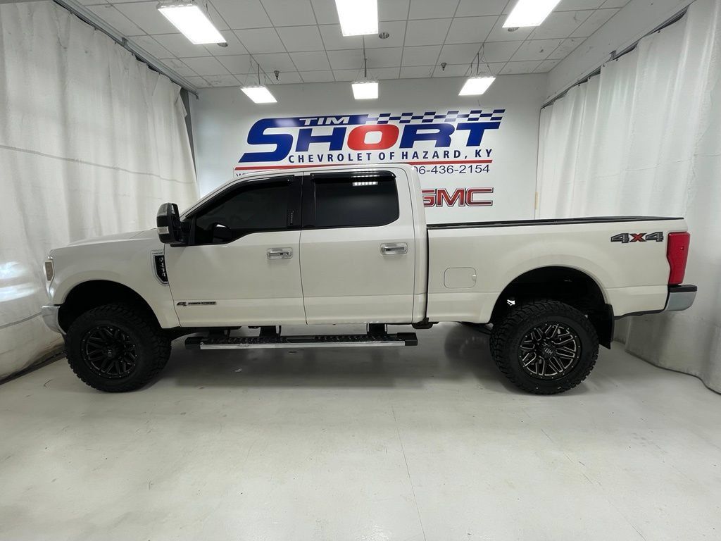 Used 2019 Ford F250 Lariat w/ Lariat Ultimate Package AWD/4WD image 9