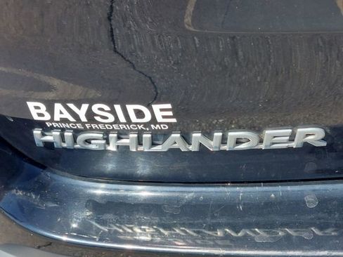 Used 2017 Toyota Highlander Limited image 50