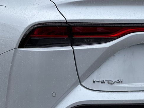 Certified 2023 Toyota Mirai XLE w/ Advanced Technology Package image 13