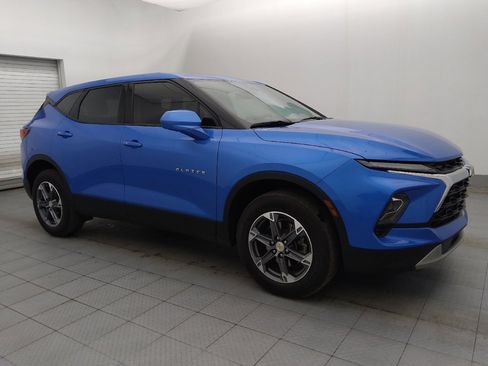 Used 2024 Chevrolet Blazer LT FWD image 11
