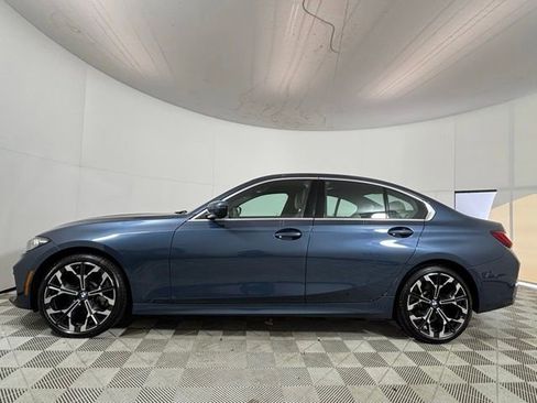 Used 2025 BMW 330i xDrive Sedan w/ M Sport Package AWD/4WD image 4