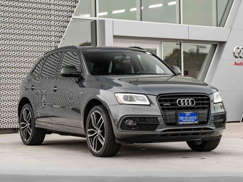 Used 2017 Audi Q5 3.0T Premium Plus AWD/4WD image 1
