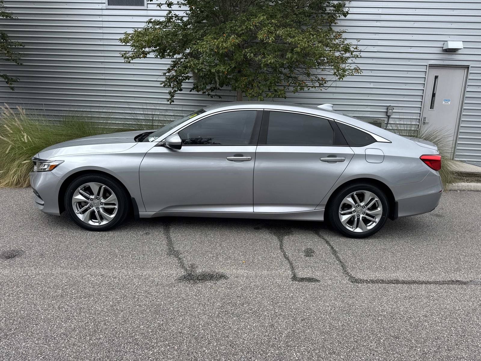 Used 2019 Honda Accord LX image 2
