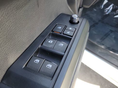 Used 2023 Toyota Tacoma SR image 16