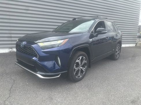 Used 2022 Toyota RAV4 XSE image 1