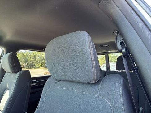Used 2025 RAM 1500 Big Horn AWD/4WD image 24