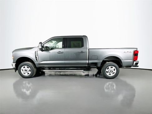 New 2026 Ford F350 XLT image 4