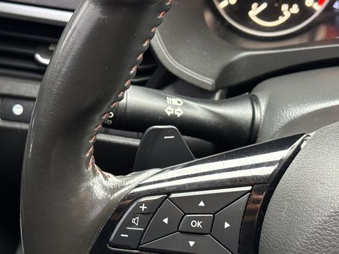 Used 2024 Nissan Altima 2.0 SR image 32