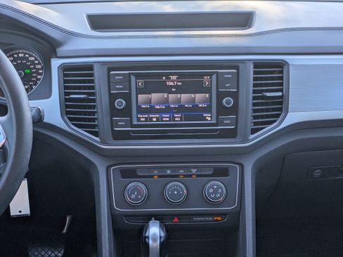 Used 2021 Volkswagen Atlas S image 21