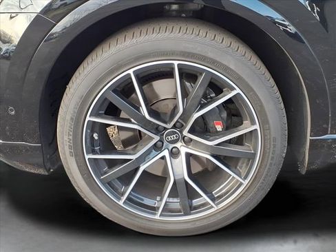 Used 2023 Audi SQ8 Prestige image 30