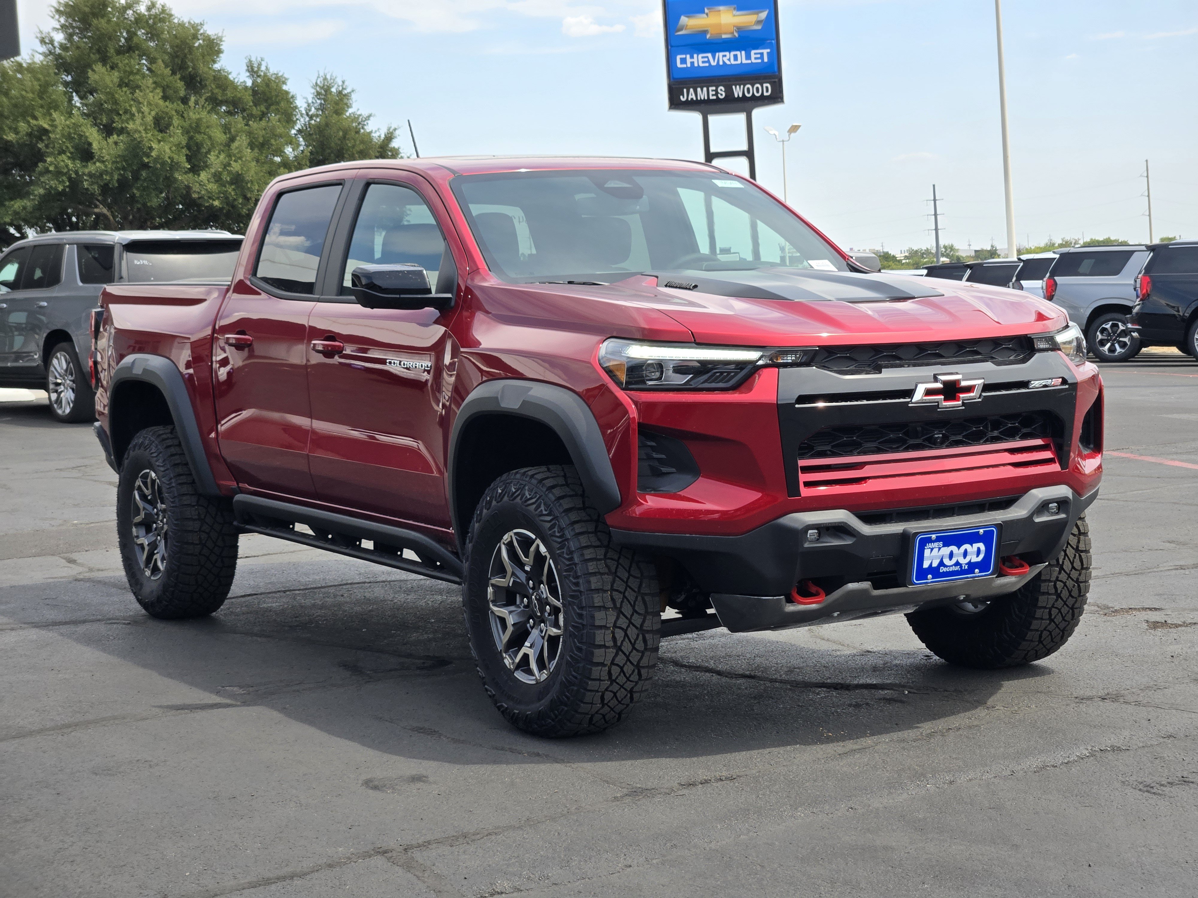 New 2026 Chevrolet Colorado ZR2 w/ Technology Package AWD/4WD image 2