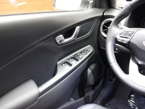 Used 2023 Hyundai Kona Limited w/ Cargo Package image 38