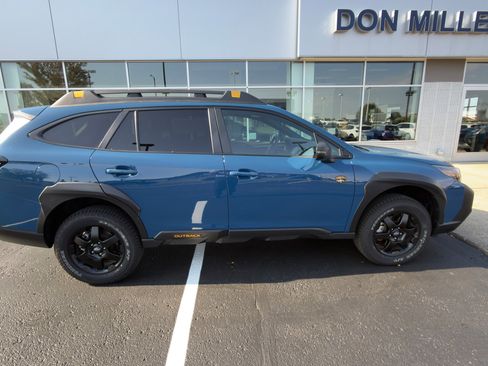 Used 2025 Subaru Outback Wilderness image 2