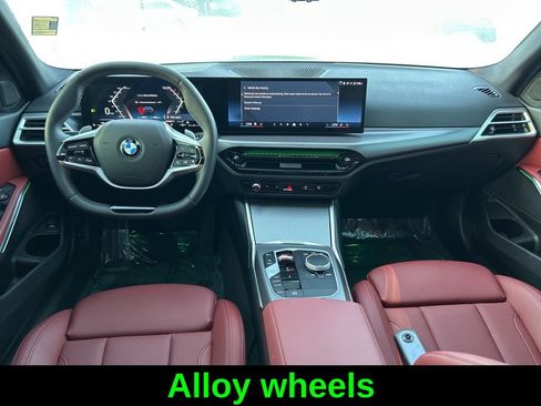 Used 2025 BMW 330i xDrive Sedan AWD/4WD image 33