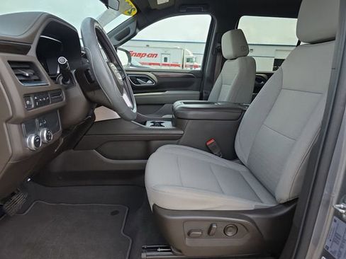 Used 2022 GMC Yukon SLE image 12