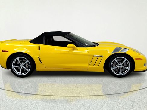 Used 2011 Chevrolet Corvette Grand Sport w/ Preferred Equipment Group RWD image 6