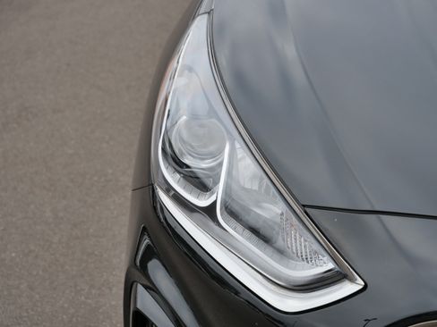 Used 2019 Hyundai Sonata Sport image 16