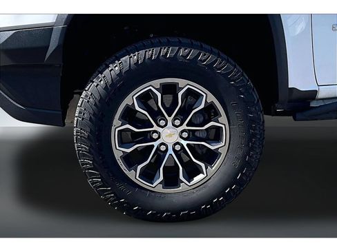 Used 2019 Chevrolet Colorado ZR2 AWD/4WD image 34