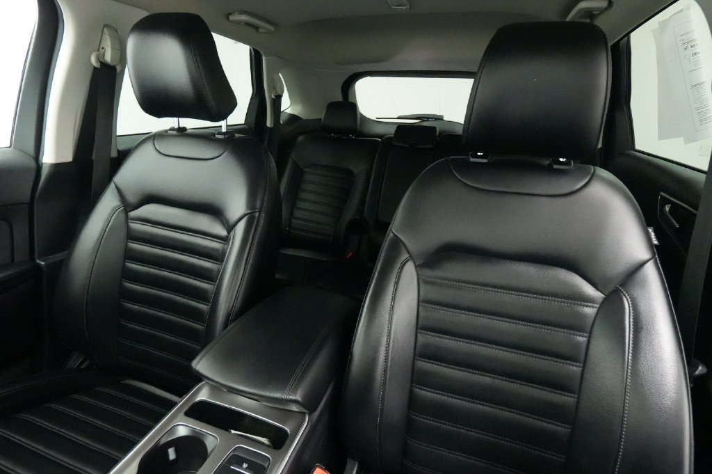 Used 2023 Ford Edge SEL AWD/4WD image 14