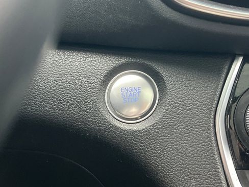 Used 2020 Hyundai Santa Fe Limited image 33