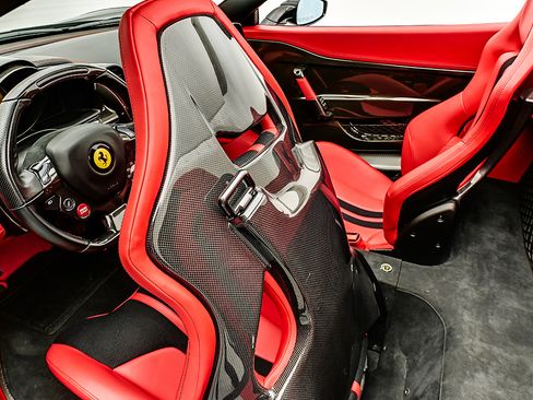 Certified 2015 Ferrari 458 Speciale A RWD image 12