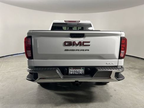 Used 2026 GMC Sierra 1500 SLE w/ Preferred Package RWD image 7