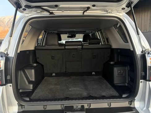 Used 2024 Toyota 4Runner SR5 Premium image 34