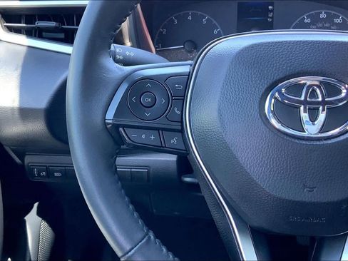 Used 2025 Toyota Corolla SE FWD image 23