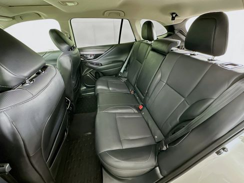 Used 2023 Subaru Outback Limited image 29