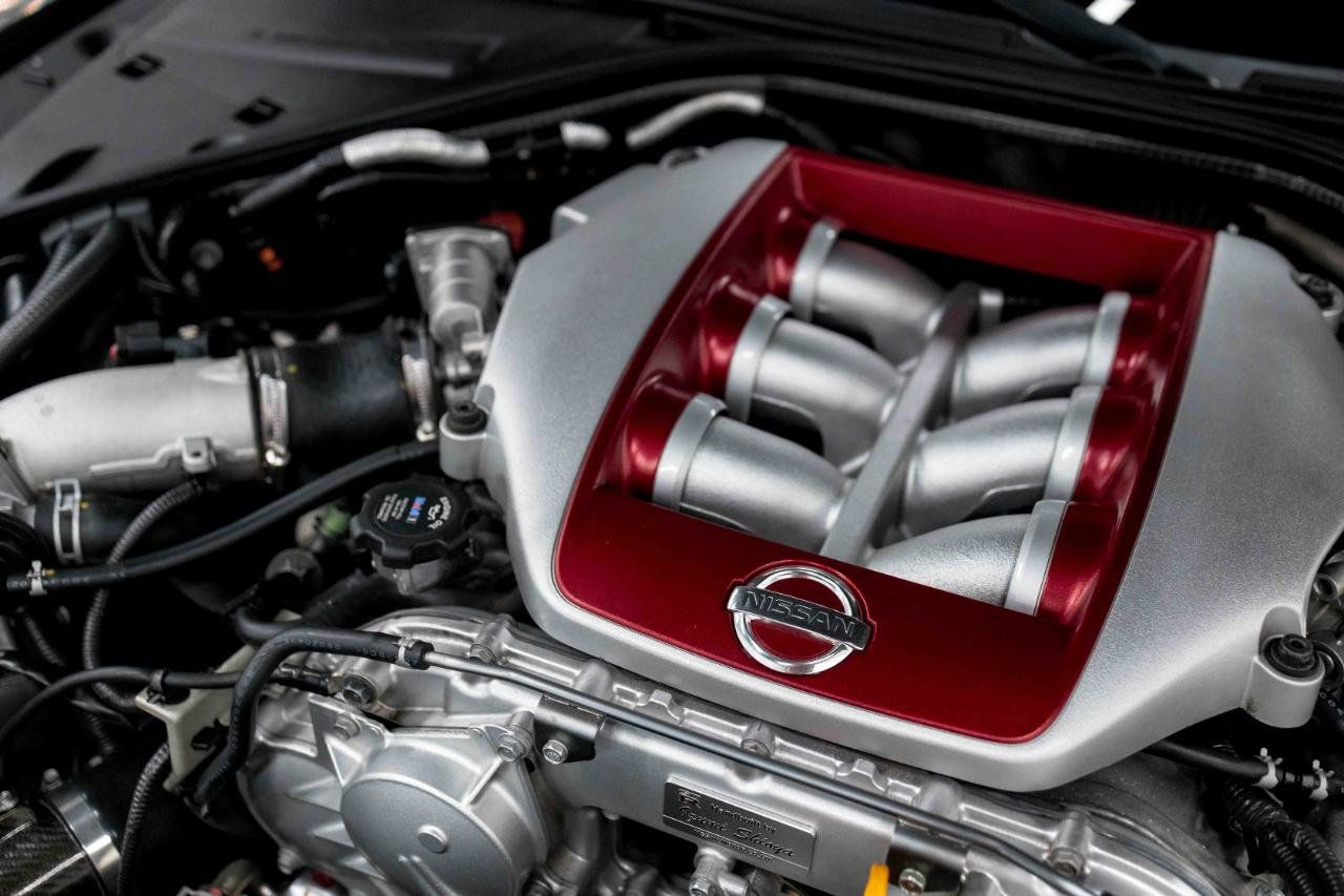 Used 2015 Nissan GT-R Premium AWD/4WD image 69