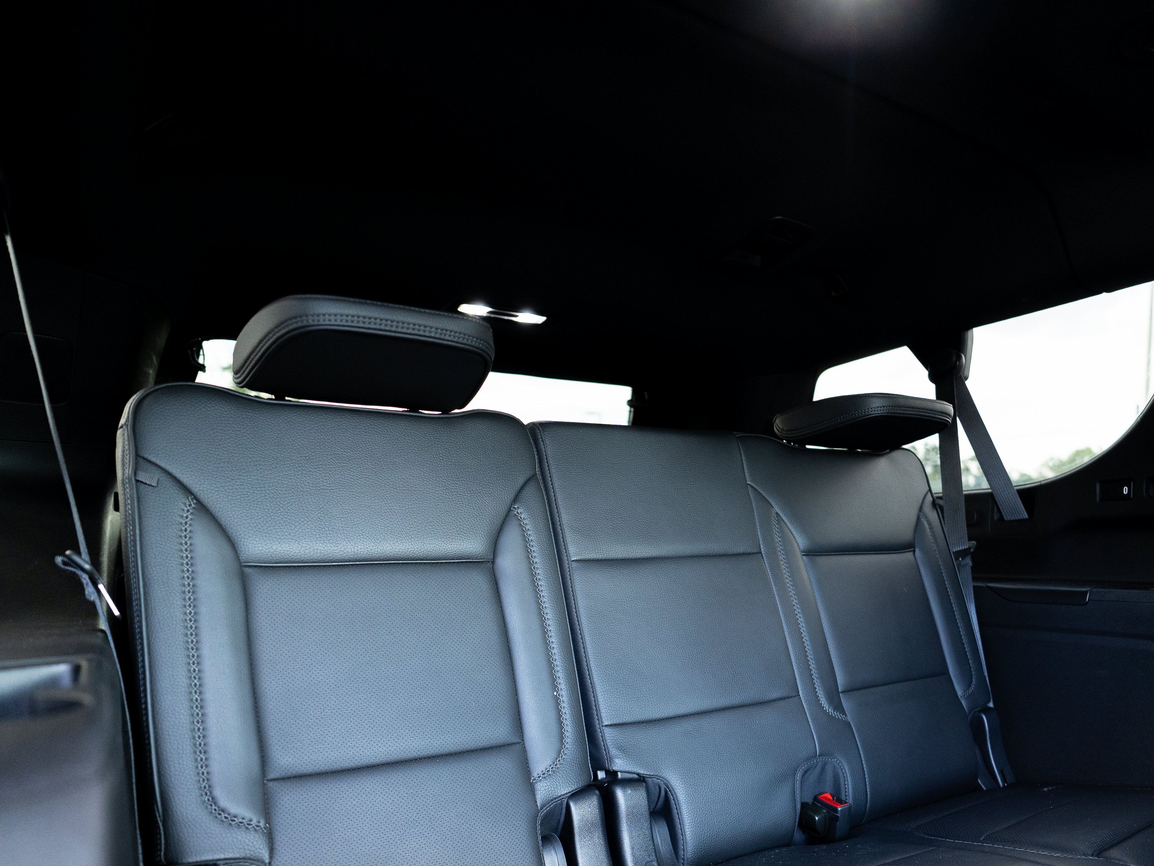 Used 2023 GMC Yukon XL Denali RWD image 13
