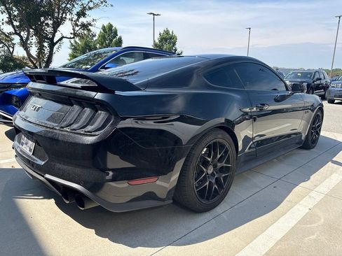 Used 2018 Ford Mustang GT Premium RWD image 10