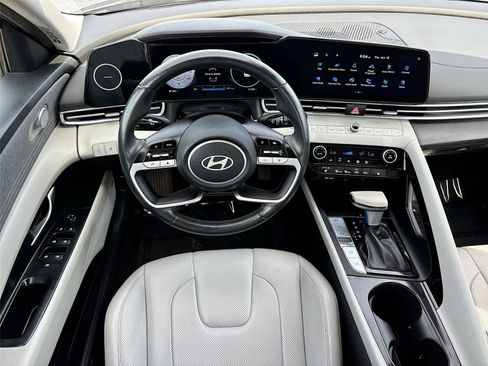 Used 2024 Hyundai Elantra Limited FWD image 24