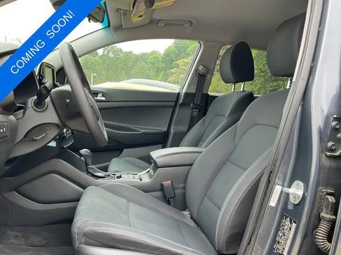 Used 2019 Hyundai Tucson Value w/ Cargo Package FWD image 3