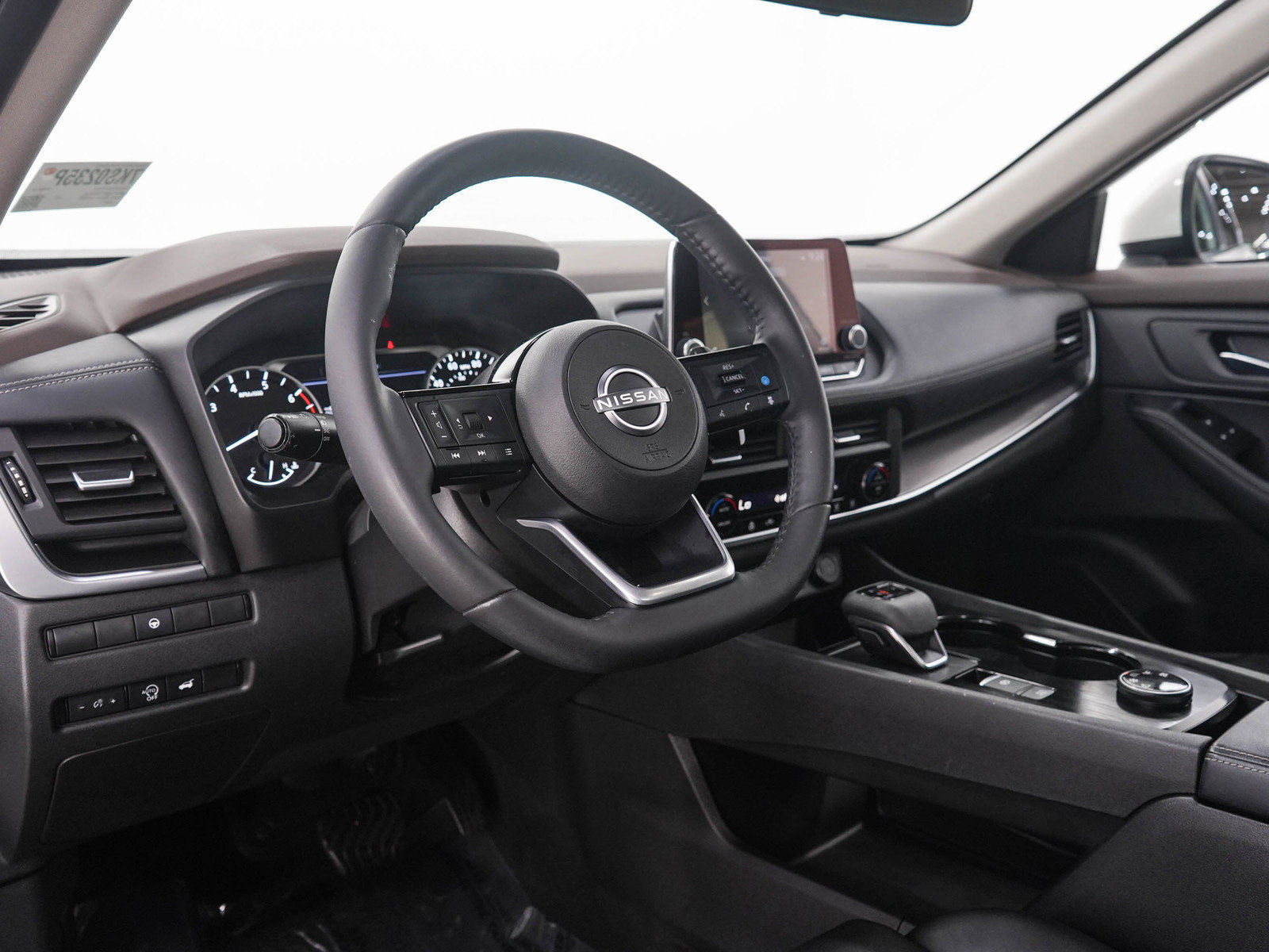 Used 2023 Nissan Rogue SV w/ SV Premium B Package AWD/4WD image 24