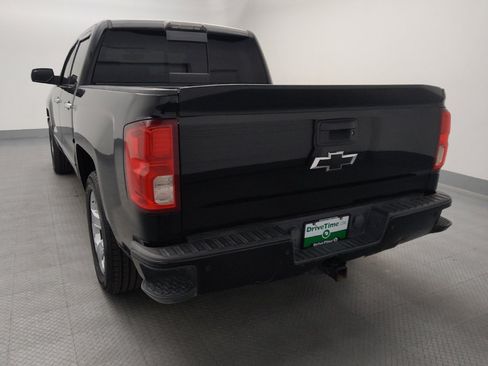 Used 2017 Chevrolet Silverado 1500 LTZ Z71 w/ LTZ Plus Package AWD/4WD image 6