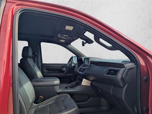 Used 2021 Chevrolet Tahoe Premier w/ Premium Package RWD image 15