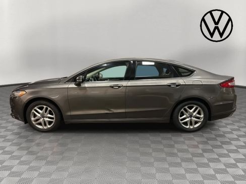 Used 2013 Ford Fusion SE image 6