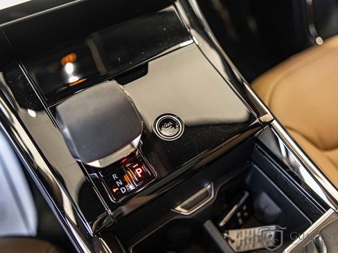 Used 2024 Land Rover Range Rover Sport Dynamic SE image 27