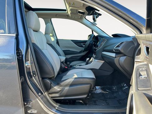 Used 2023 Subaru Forester Limited image 10