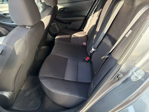 Used 2025 Nissan Sentra SV w/ Trunk Package FWD image 11