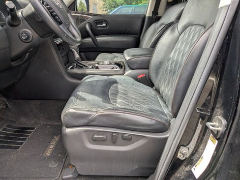 Used 2021 Nissan Armada Platinum RWD image 6