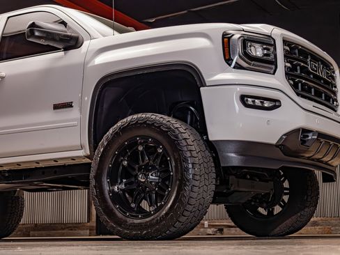 Used 2018 GMC Sierra 1500 SLT image 12