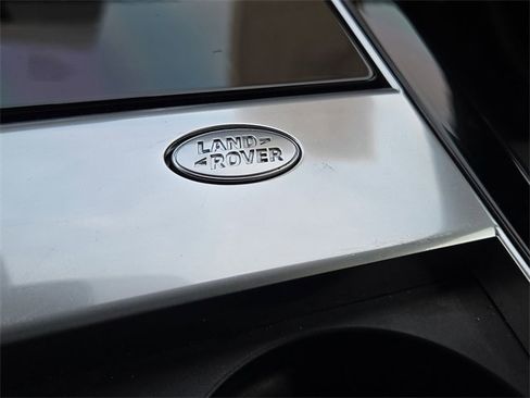Used 2021 Land Rover Range Rover Velar S image 17