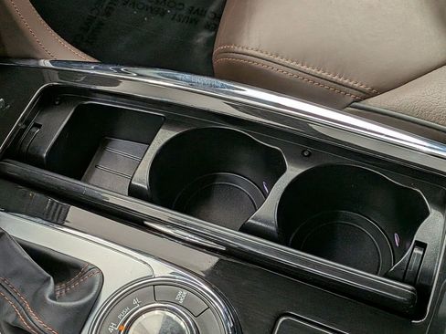 Used 2018 Nissan Armada Platinum w/ Captain Seat Package image 28