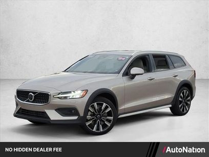 Used 2024 Volvo V60 B5 Cross Country Ultimate w/ Protection Package Premier