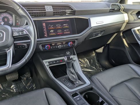 Used 2021 Audi Q3 2.0T Premium AWD/4WD image 9