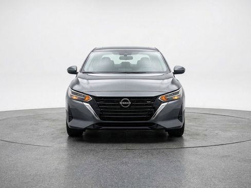Used 2025 Nissan Sentra SV FWD image 2