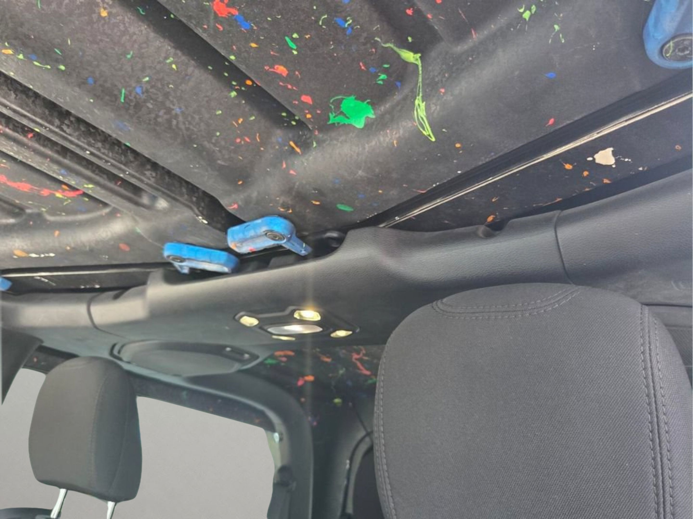 Used 2019 Jeep Wrangler Sport AWD/4WD image 12